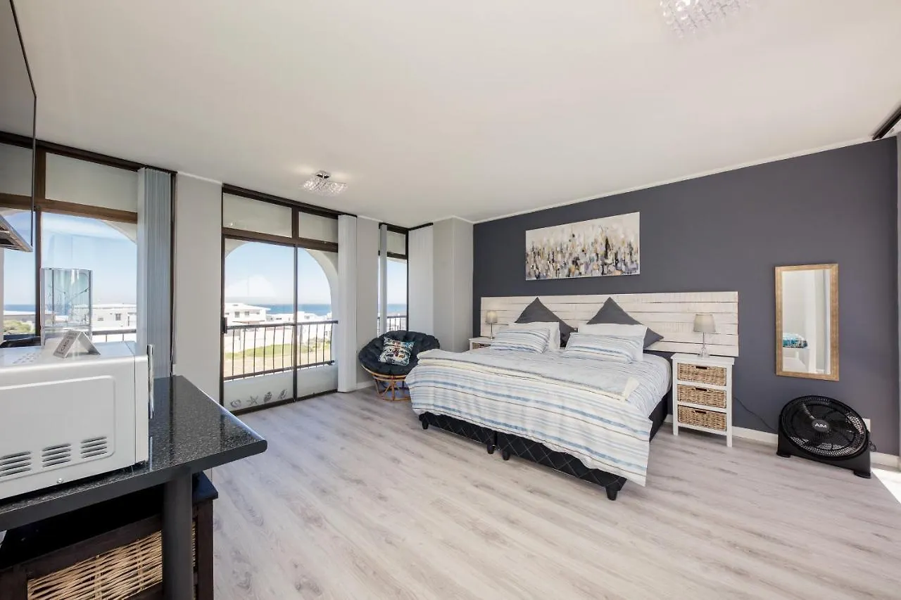 Big Blue Accommodation Bloubergstrand South Africa