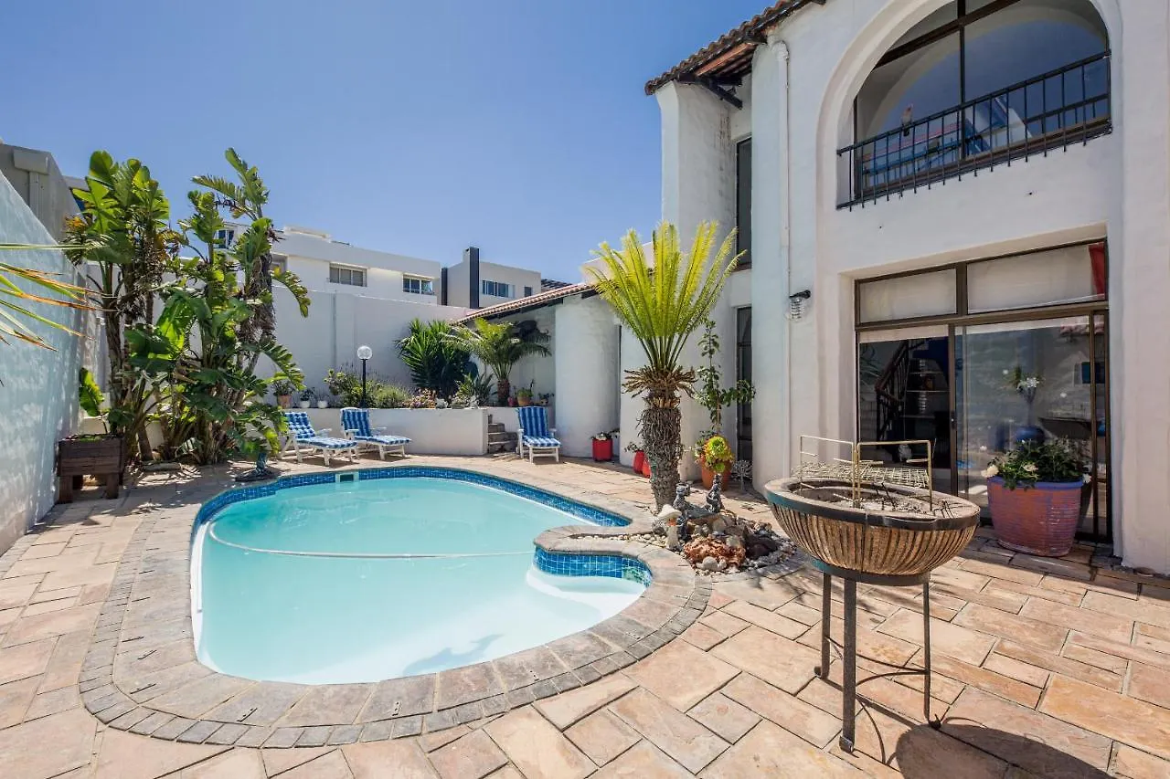 Big Blue Accommodation Bloubergstrand South Africa